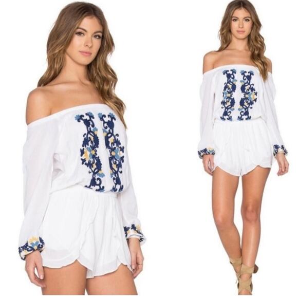 Lovers + Friends Carmela white navy yellow floral embroidered romper size Small - Picture 1 of 14